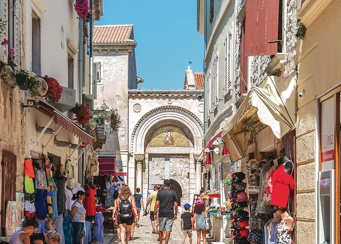 Amazing In With Wifi Appartement Poreč